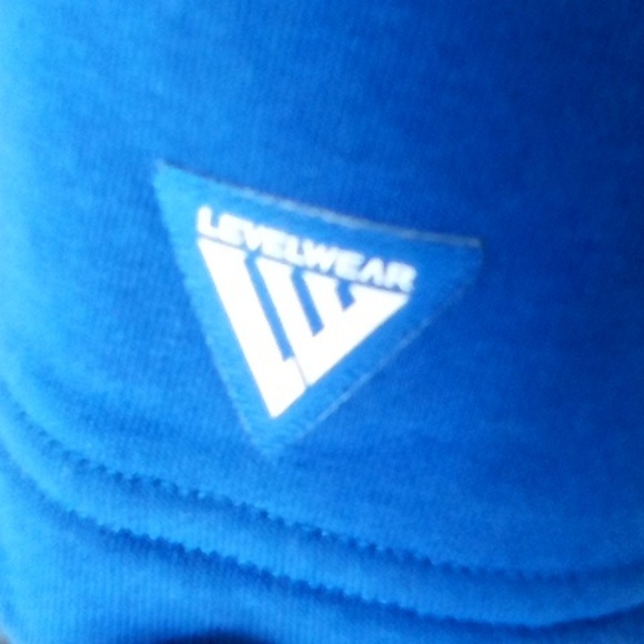 Level wear Toronto Blue Jays top sweater cut at elbow size L blue red white - Picture 6 of 8